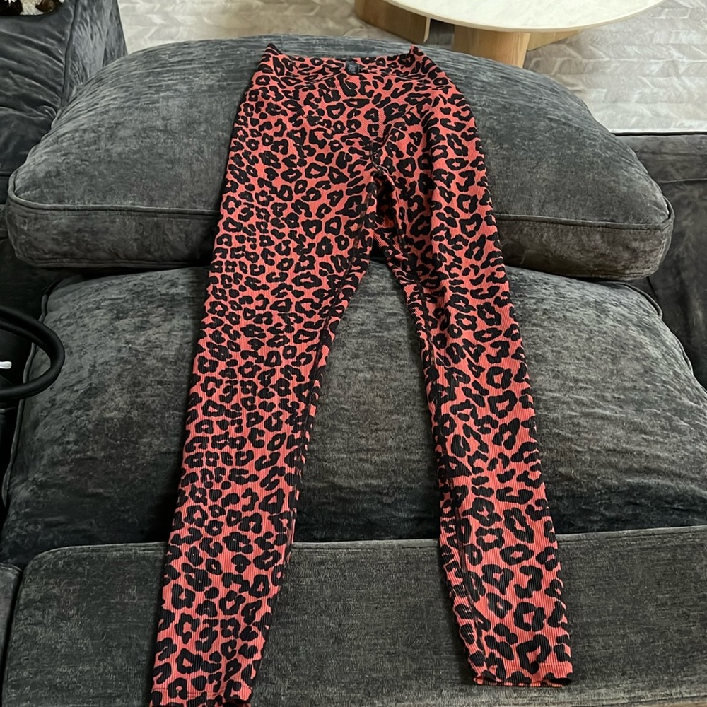 Beach riot - leopard leggings